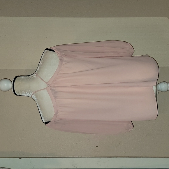 Top - Picture 6 of 16